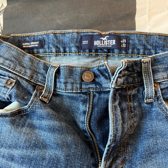 Jeans - Picture 2 of 3